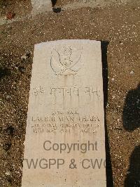Cassino War Cemetery - Lachhi Man Thapa, 